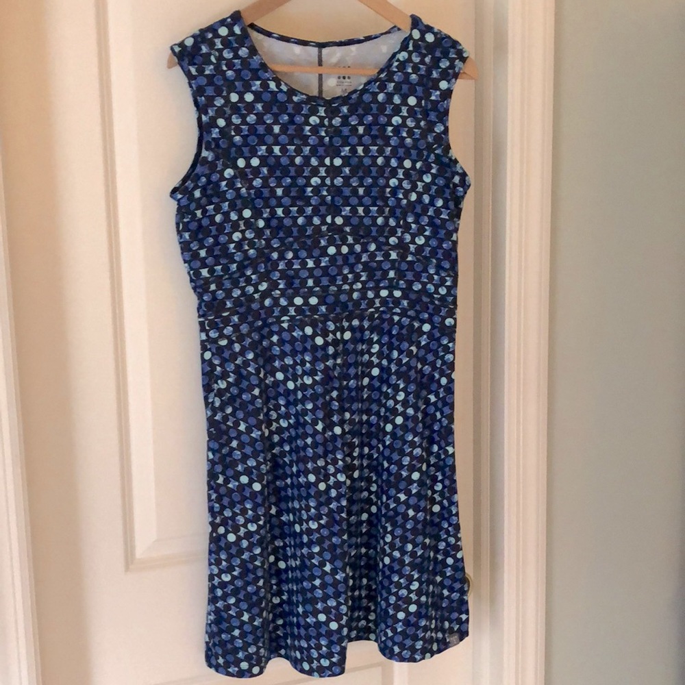 Sporty Title Nine Dream dress - M